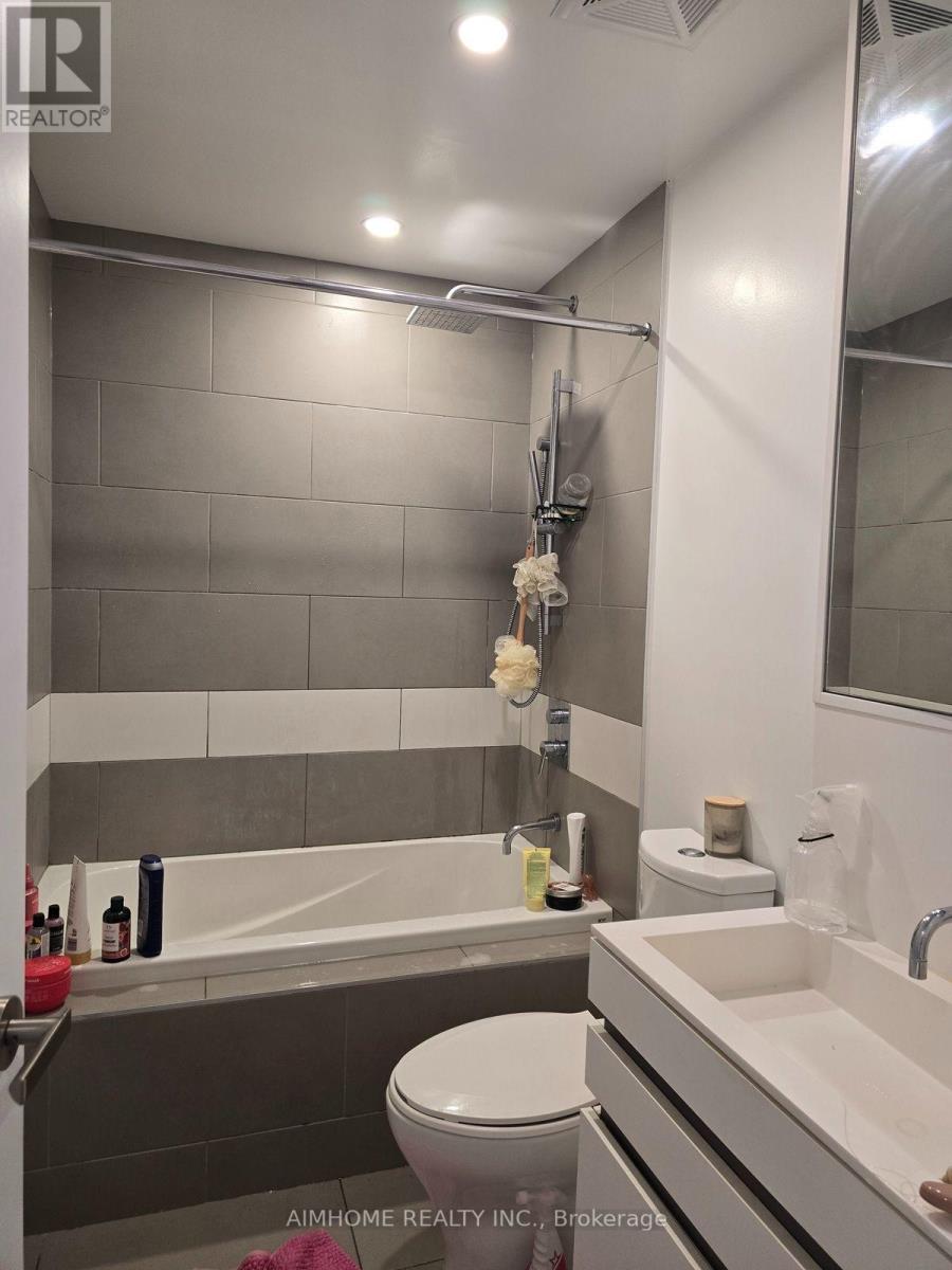 3004 - 197 Yonge Street, Toronto, Ontario  M5B 0C1 - Photo 8 - C13569554