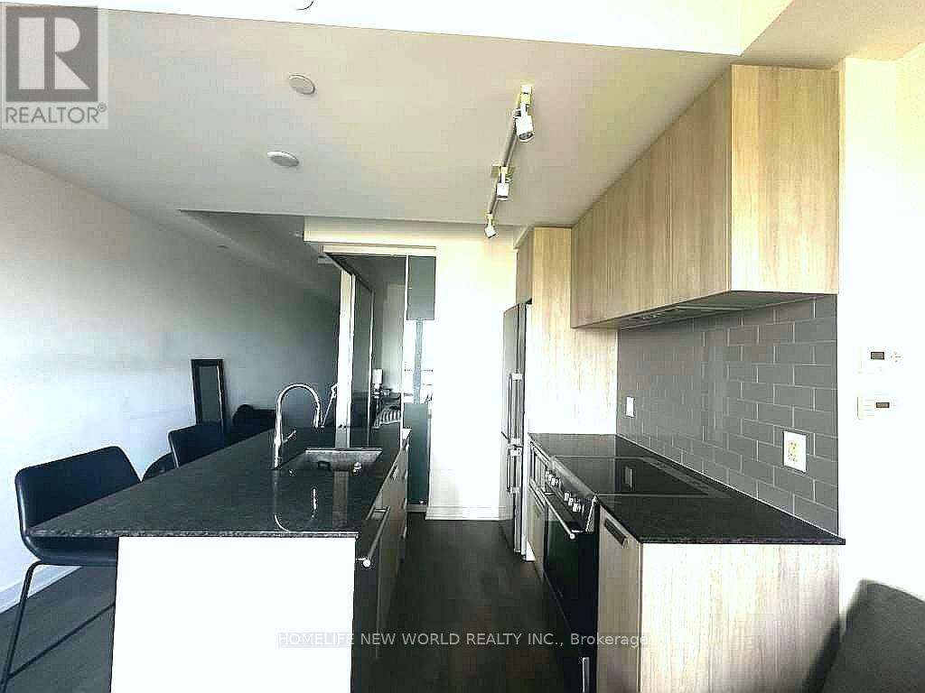 712 - 57 St Joseph Street, Toronto, Ontario M5S 0C5 - Photo 2 - C13569598
