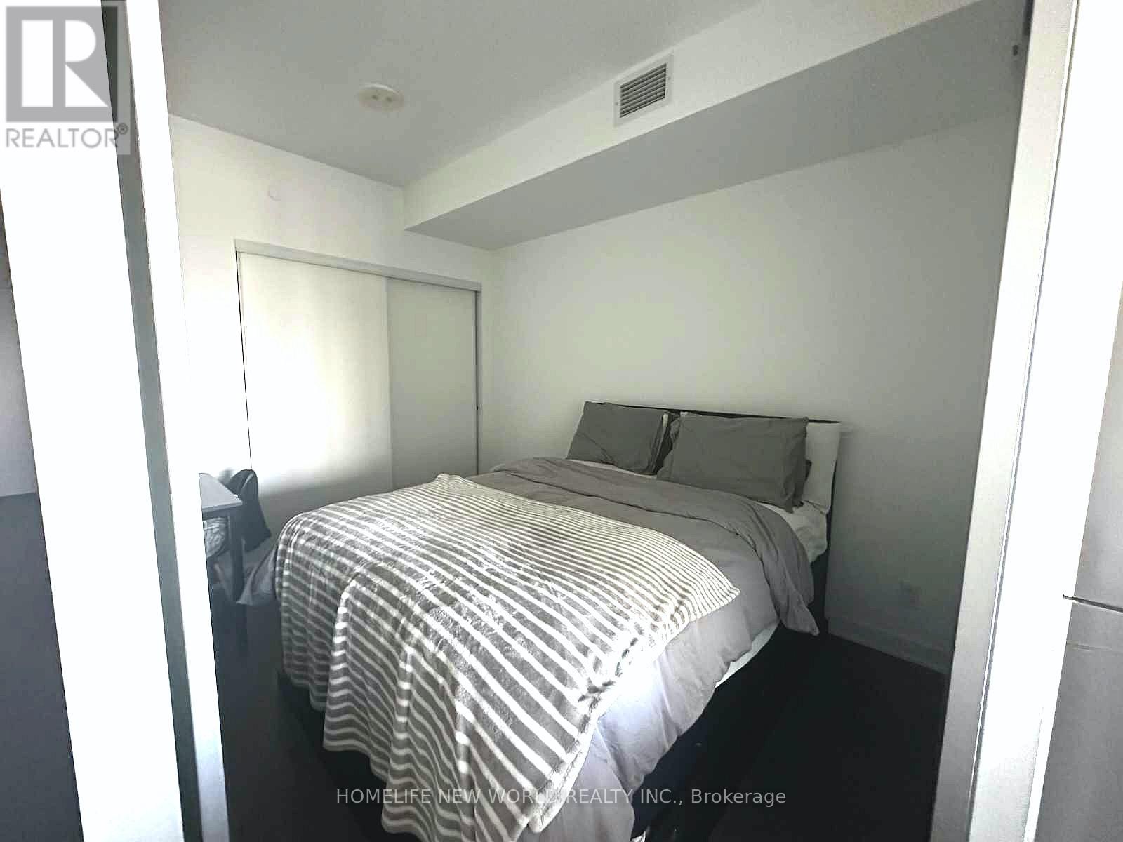 712 - 57 St Joseph Street, Toronto, Ontario M5S 0C5 - Photo 6 - C13569598