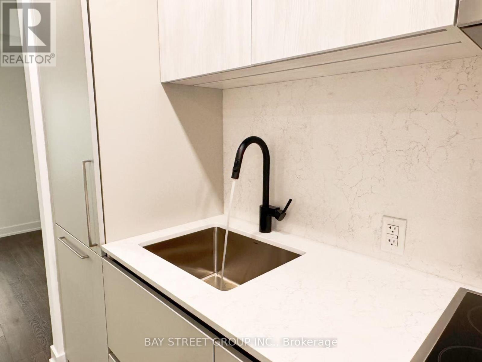 3408 - 609 Sherbourne Street, Toronto, Ontario  M4X 0A4 - Photo 9 - C13569600