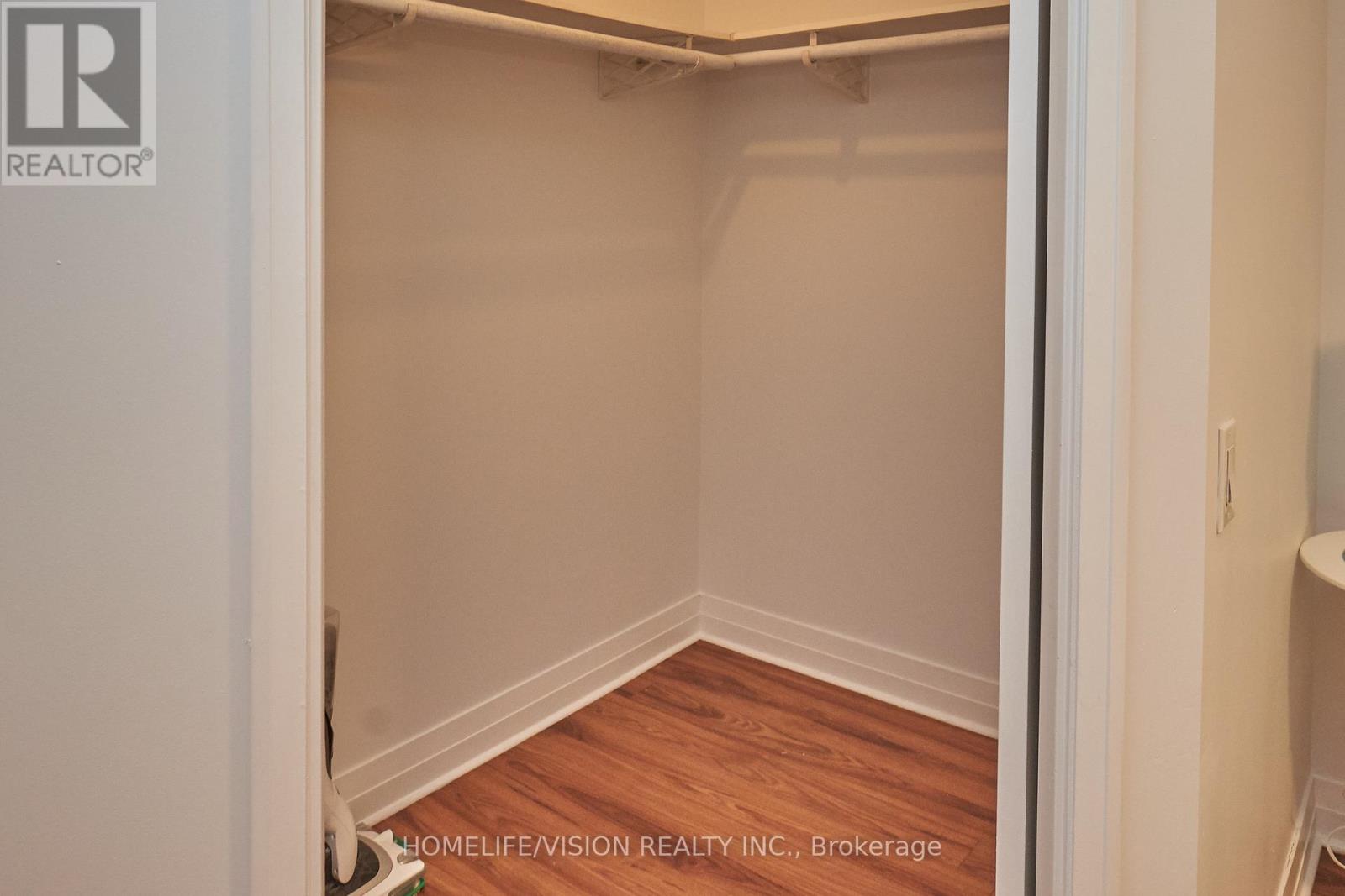 1906 - 25 Carlton Street, Toronto, Ontario M5B 1L4 - Photo 6 - C13569628
