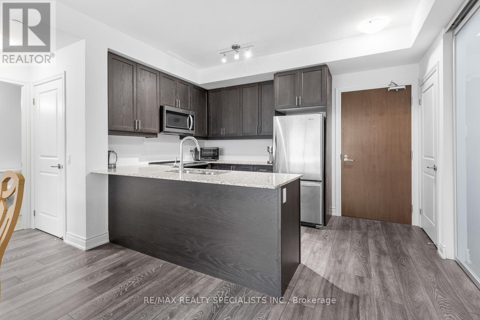 226 - 1050 Main Street E, Milton, Ontario  L9T 9M3 - Photo 5 - W13569618