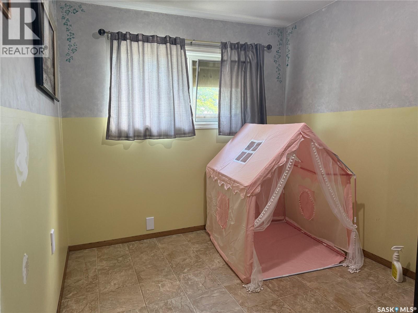 25 Home Street W, Moose Jaw, Saskatchewan  S6H 4X2 - Photo 32 - SK042632