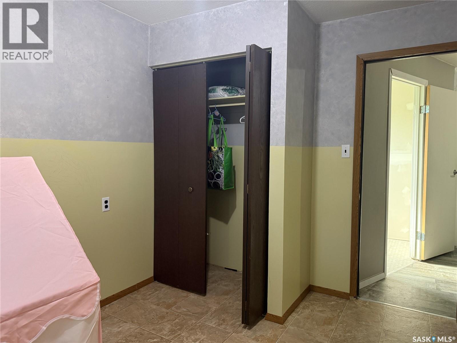 25 Home Street W, Moose Jaw, Saskatchewan  S6H 4X2 - Photo 33 - SK042632