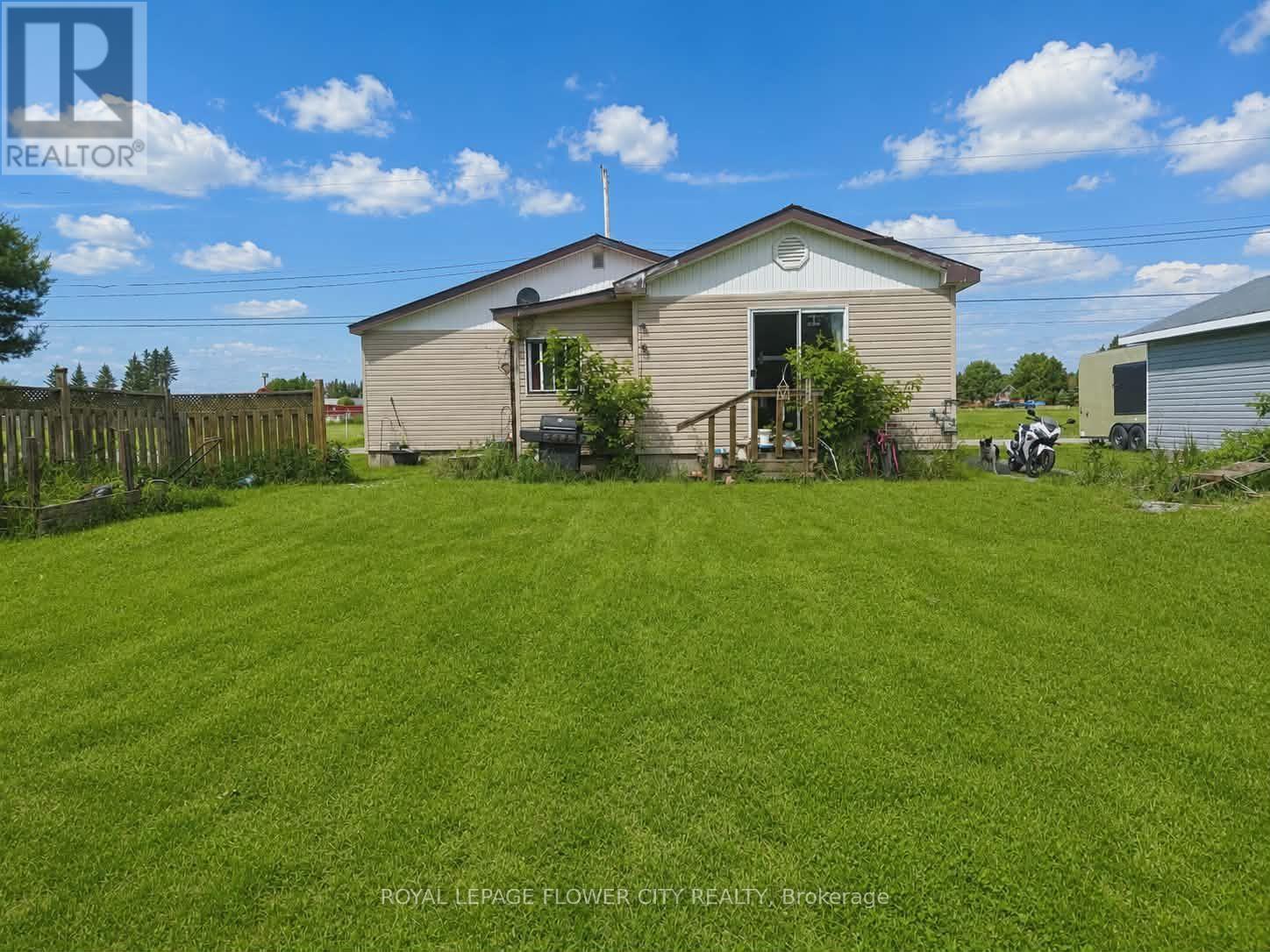 14 St Thomas Street E, Markstay-Warren, Ontario  P0H 2N0 - Photo 9 - X13569580