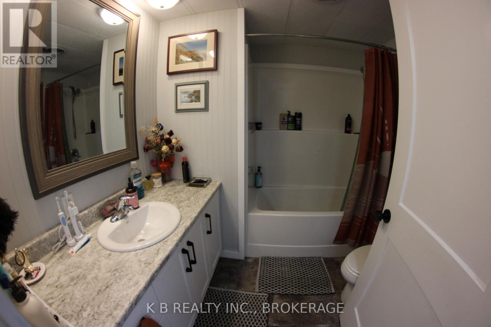 4 Cedar Street W, Greater Napanee, Ontario  K7R 3L1 - Photo 14 - X13569676
