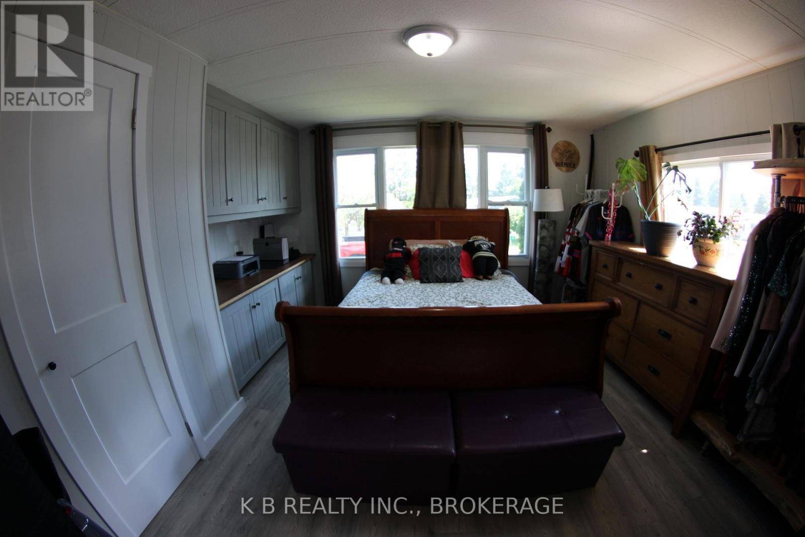 4 Cedar Street W, Greater Napanee, Ontario  K7R 3L1 - Photo 9 - X13569676