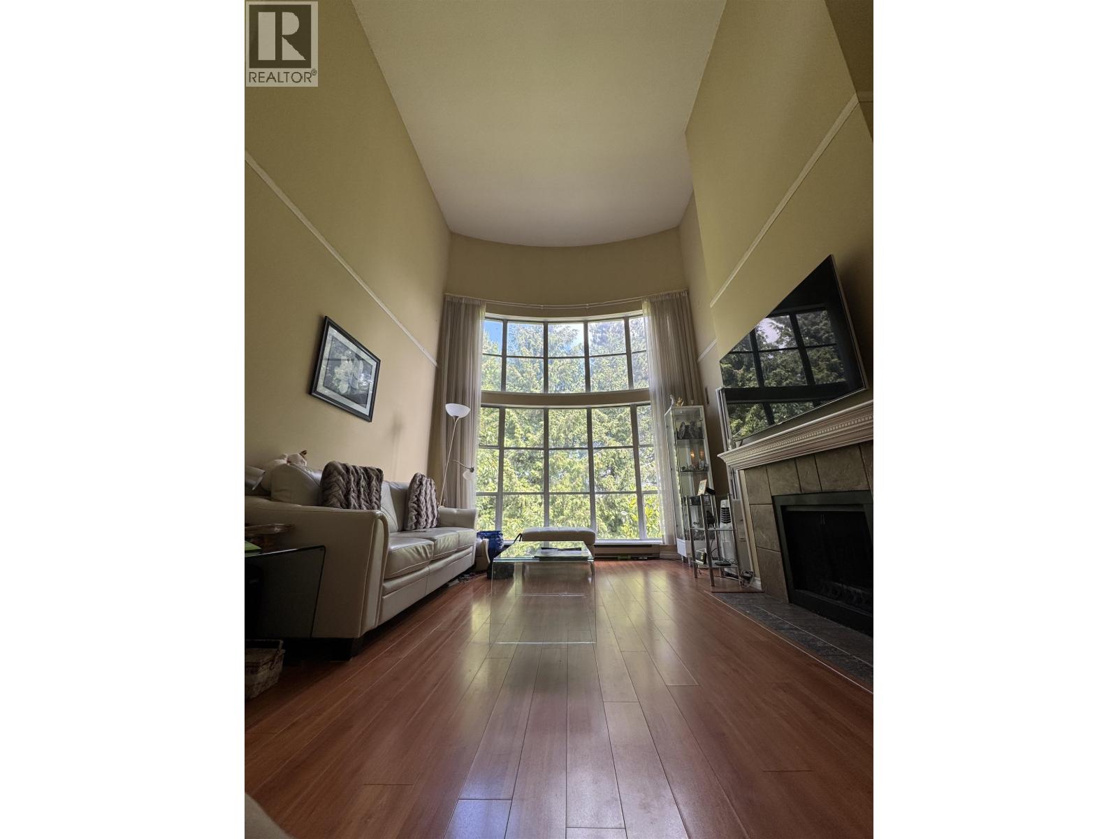 311 5500 ARCADIA ROAD, Richmond, British Columbia