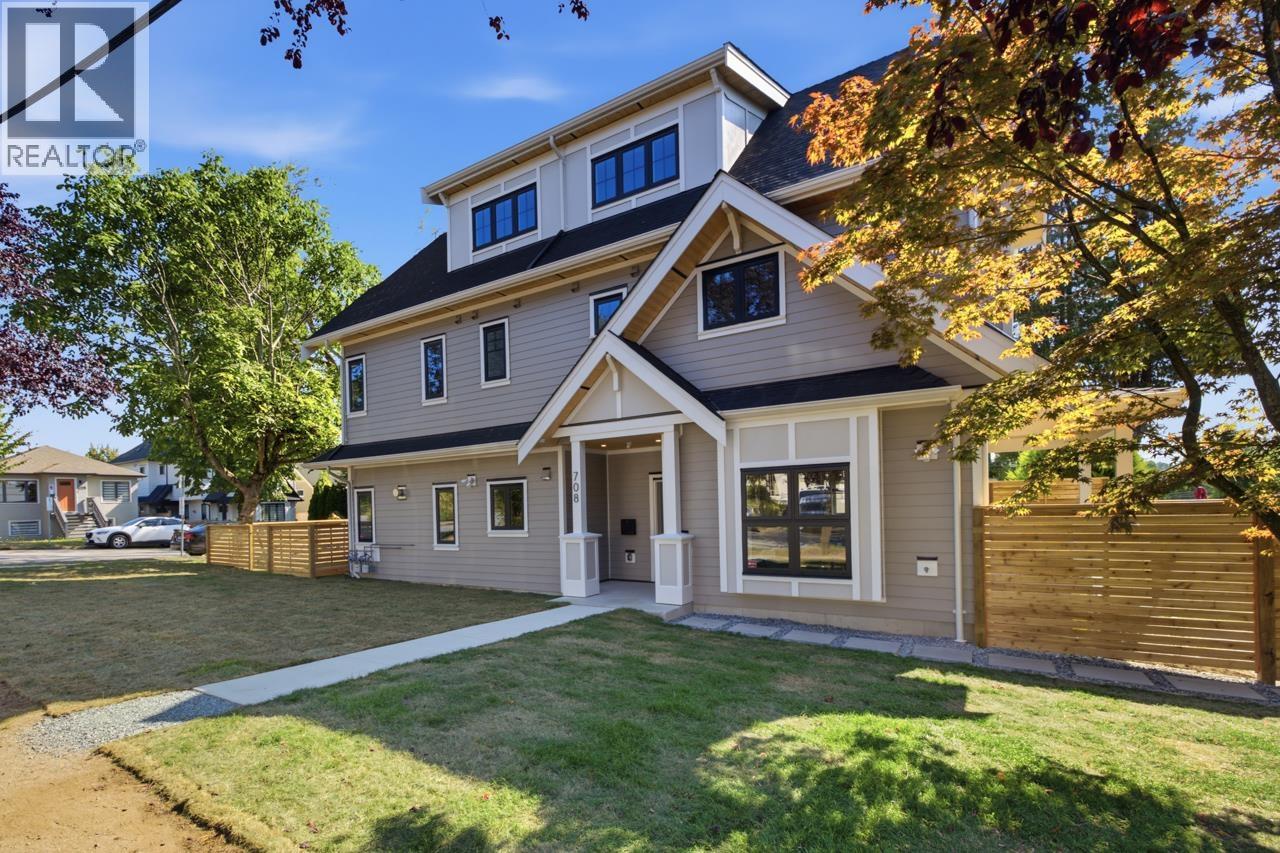 708 WINDERMERE STREET