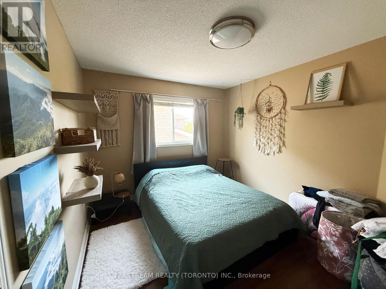 1081 Blueheron Boulevard, Mississauga, Ontario  L5V 2J7 - Photo 10 - W13568742