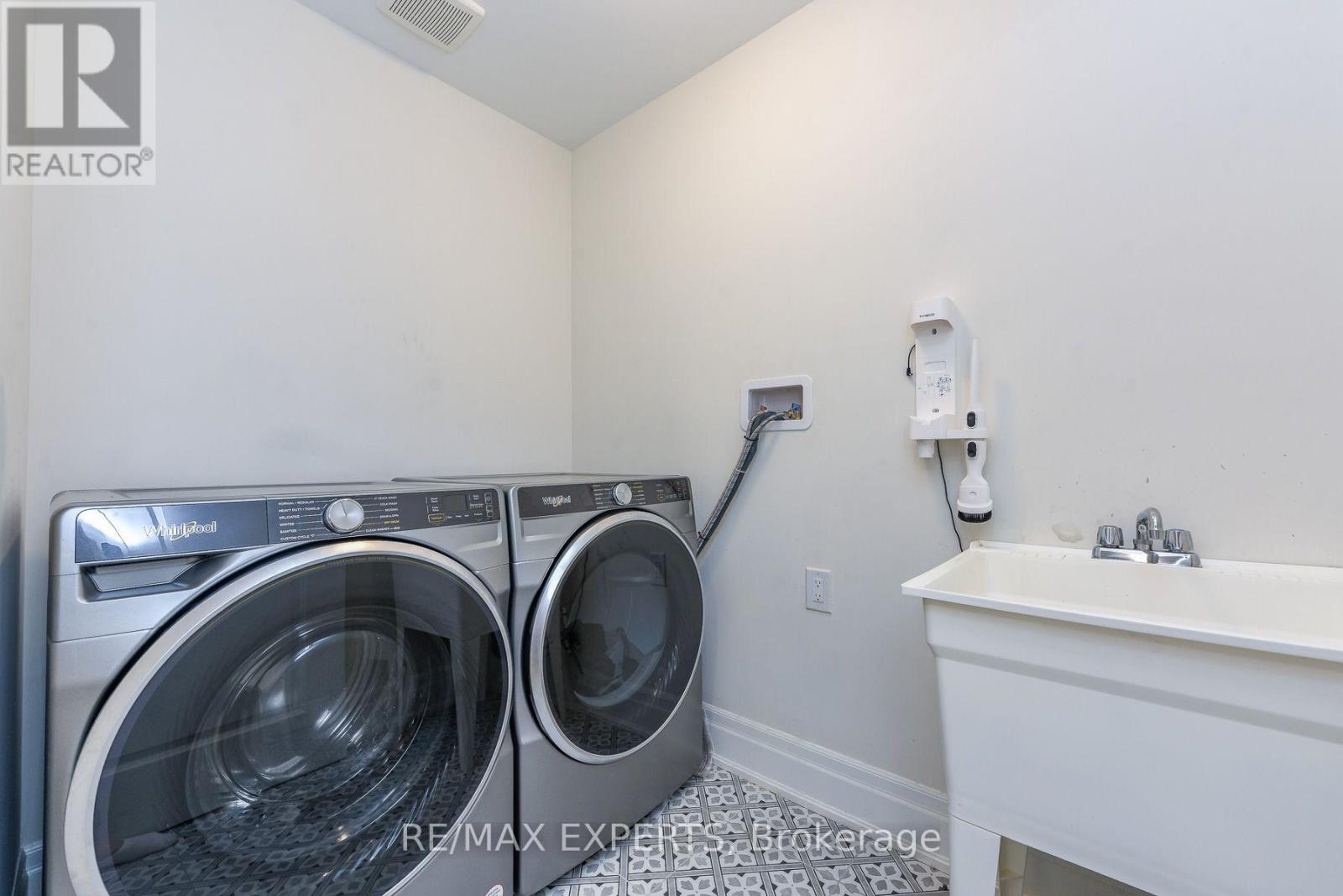 43 Grassbank Road, Brampton, Ontario L6R 4E3 - Photo 18 - W13563376