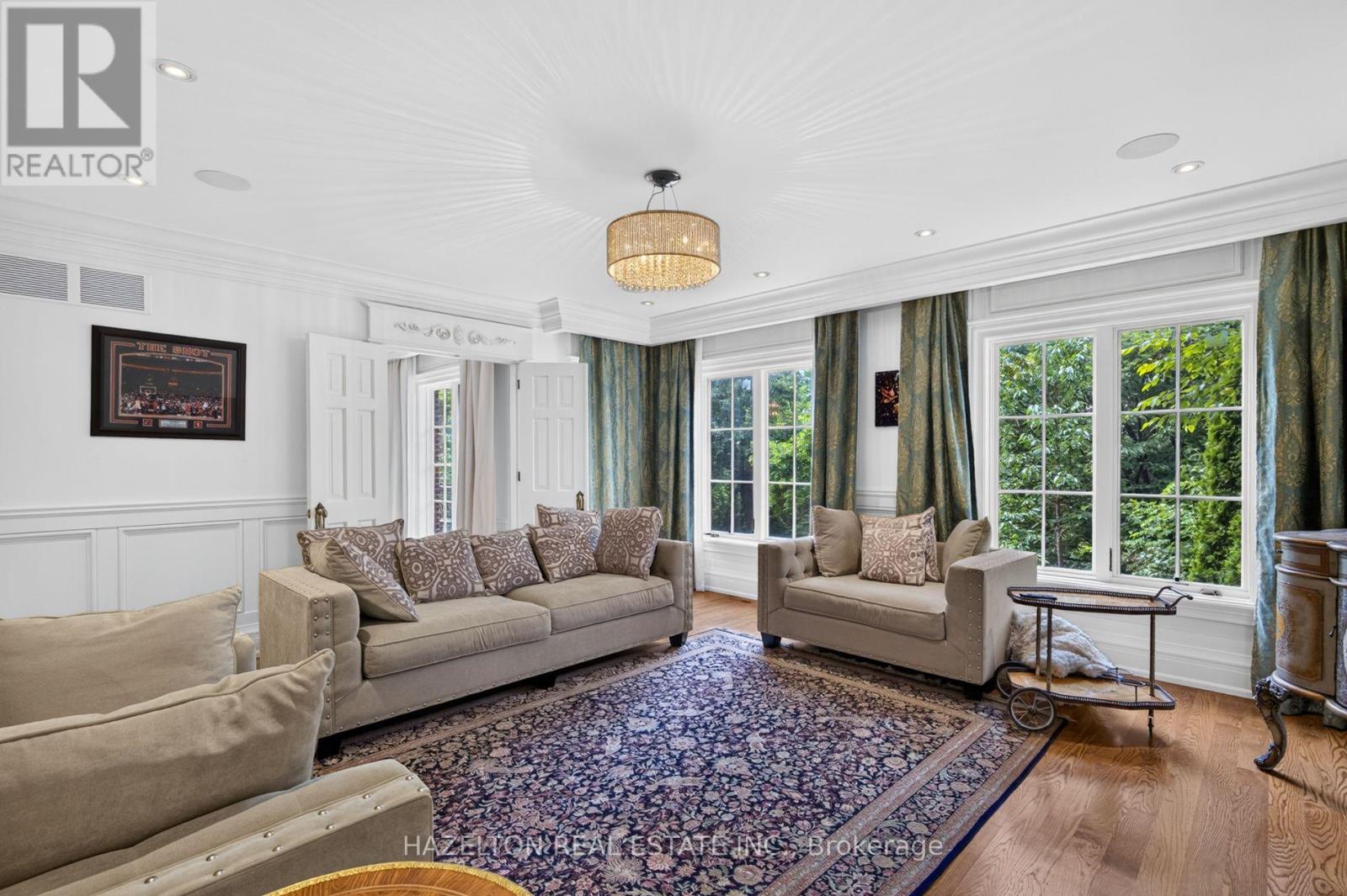 246 Riverside Drive, Toronto, Ontario M6S 4A9 - Photo 8 - W13569642