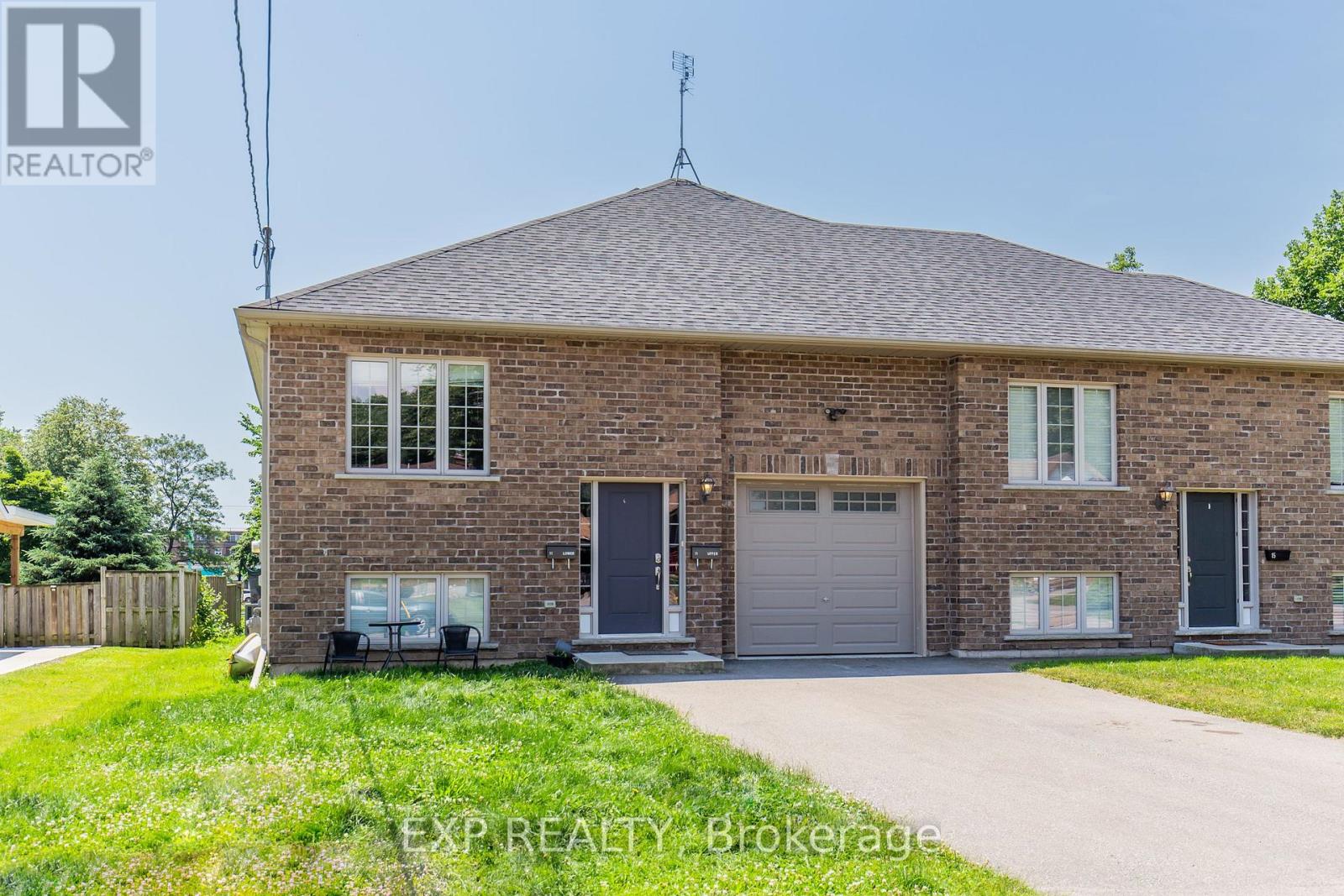 UPPER - 11 DONALD AVENUE, Welland, Ontario