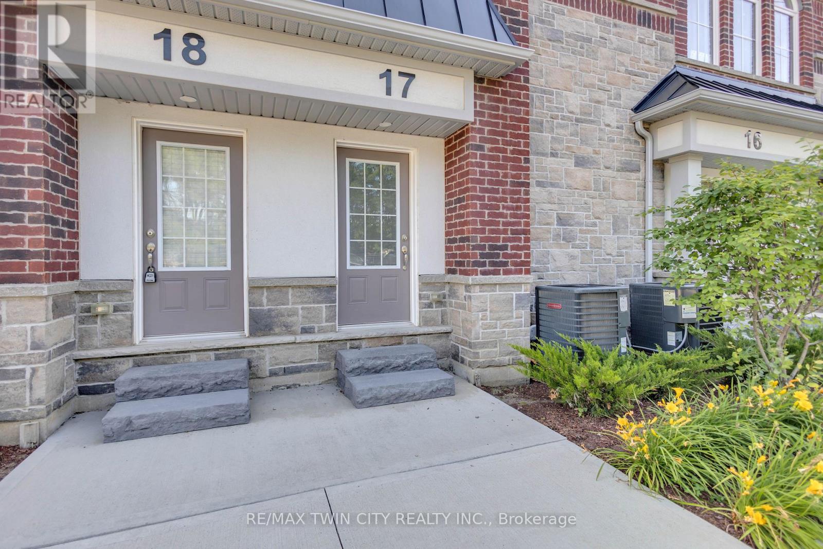 17 - 677 Park Road N, Brantford, Ontario N3R 0C2 - Photo 3 - X13569678