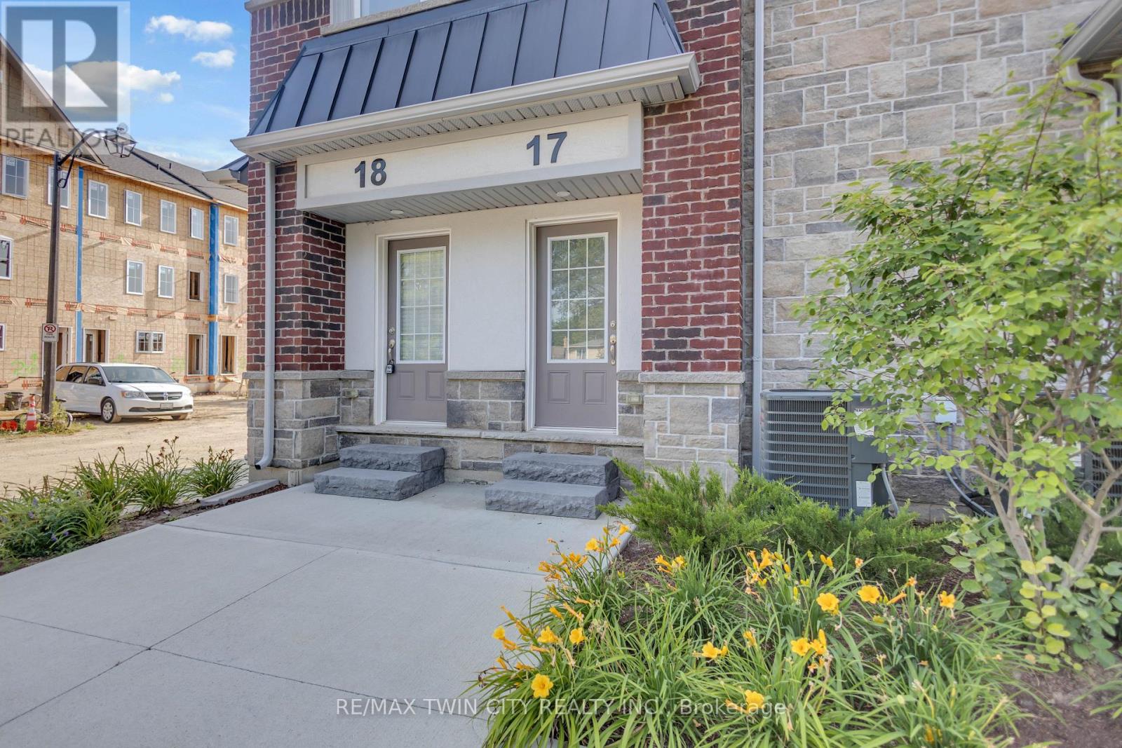 17 - 677 Park Road N, Brantford, Ontario N3R 0C2 - Photo 5 - X13569678