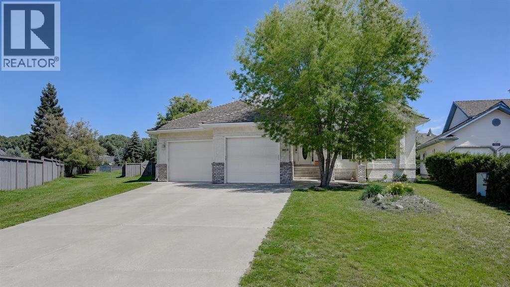 11819 91a Street, Grande Prairie, Alberta  T8X 1J1 - Photo 1 - A2327538