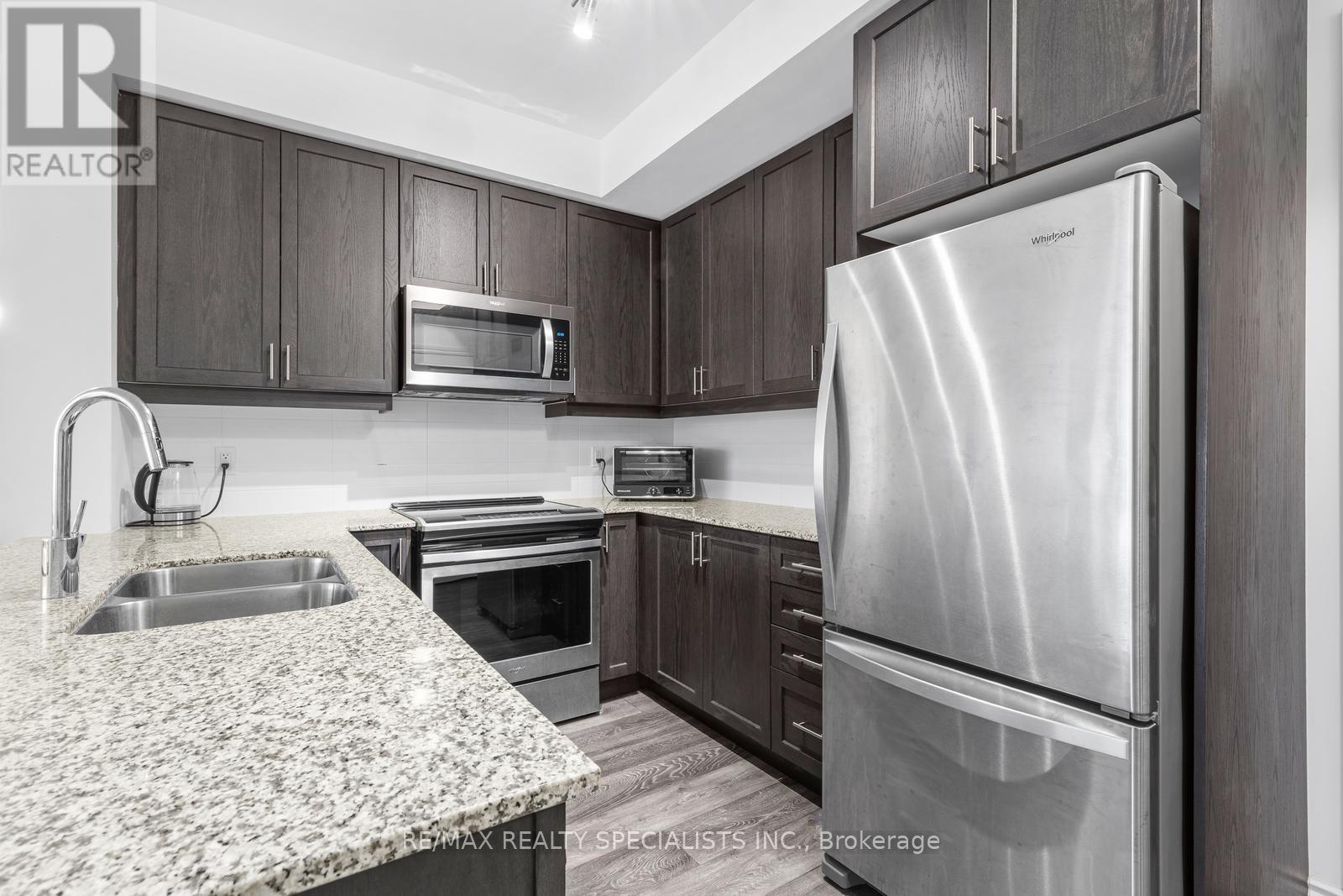 226 - 1050 Main Street E, Milton, Ontario  L9T 9M3 - Photo 4 - W13569618