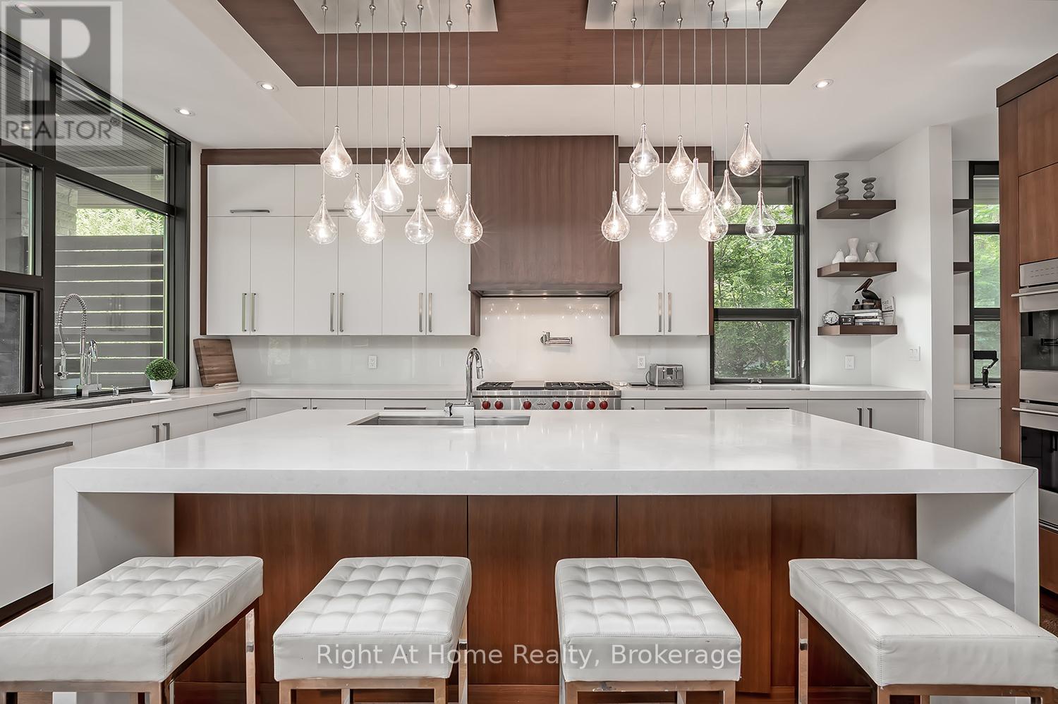265 Maple Grove Drive W, Oakville, Ontario  L6J 4V6 - Photo 12 - W13569686