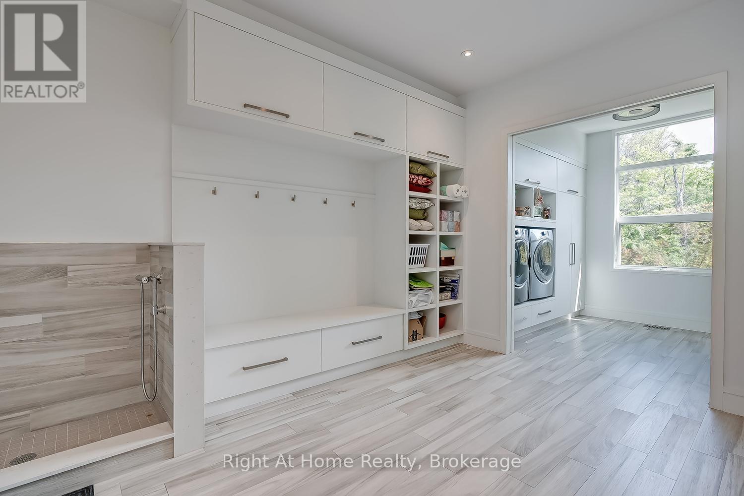 265 Maple Grove Drive W, Oakville, Ontario  L6J 4V6 - Photo 18 - W13569686