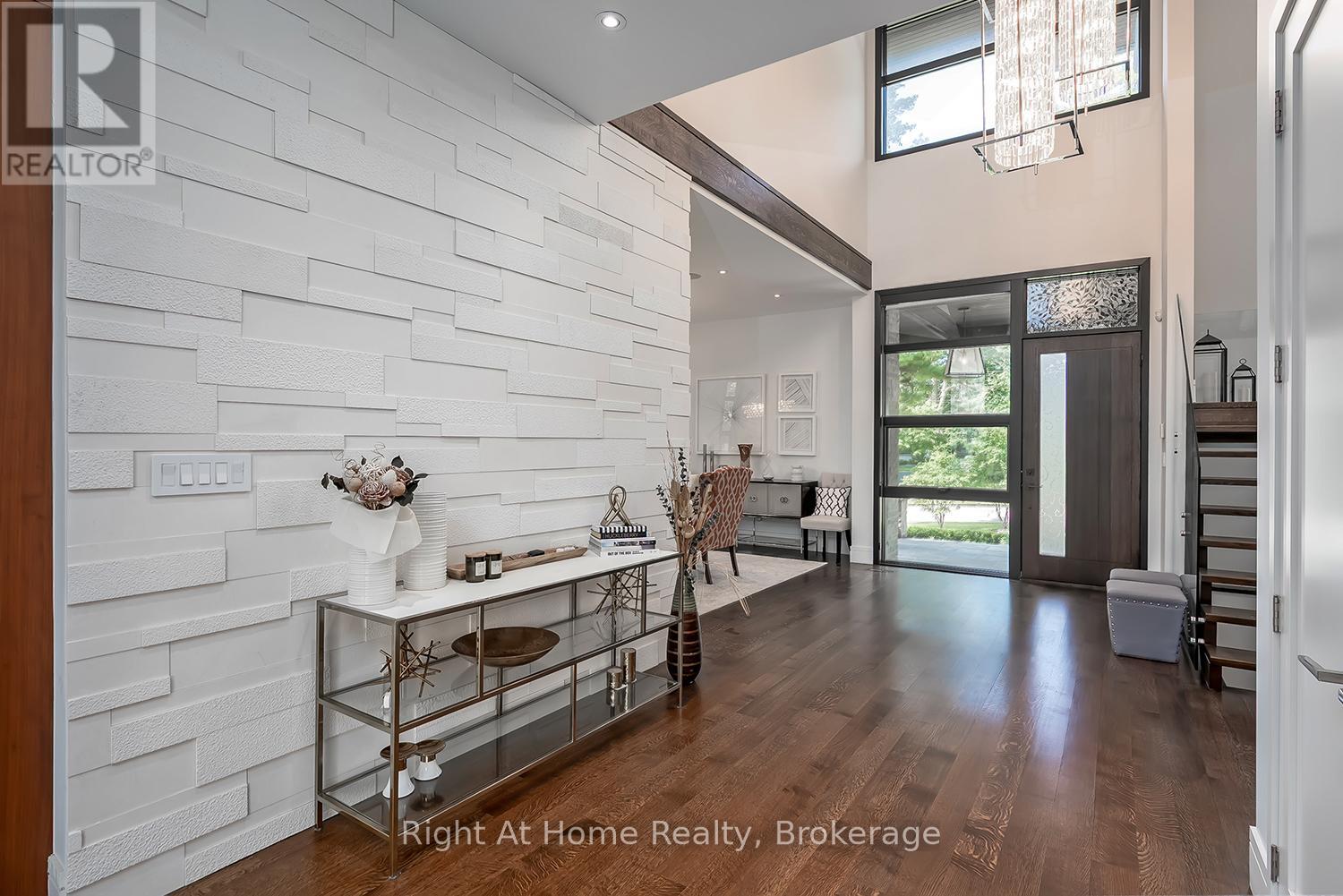 265 Maple Grove Drive W, Oakville, Ontario  L6J 4V6 - Photo 5 - W13569686