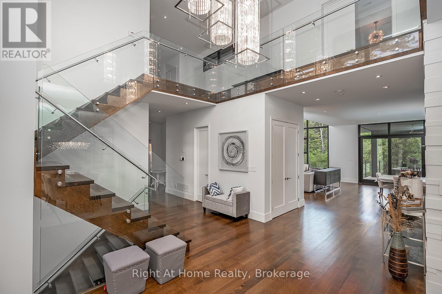 265 Maple Grove Drive W, Oakville, Ontario  L6J 4V6 - Photo 8 - W13569686