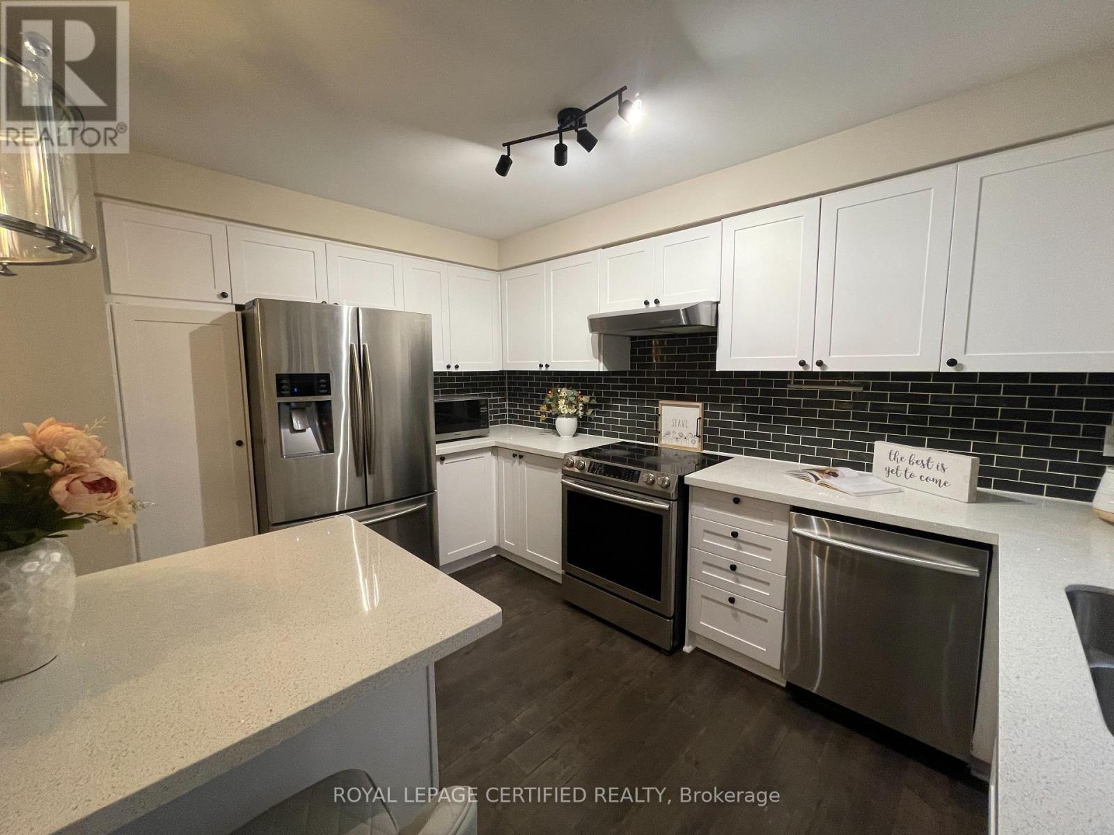5890 Tampico Way, Mississauga, Ontario  L5M 6Y9 - Photo 9 - W13567458