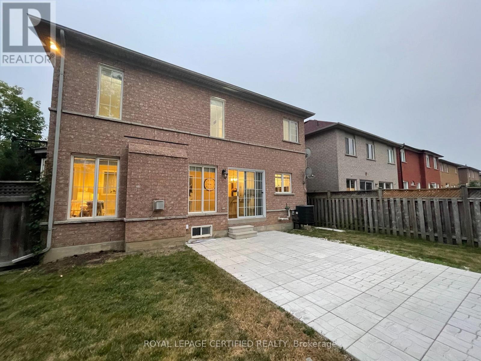 5890 Tampico Way, Mississauga, Ontario  L5M 6Y9 - Photo 43 - W13567458