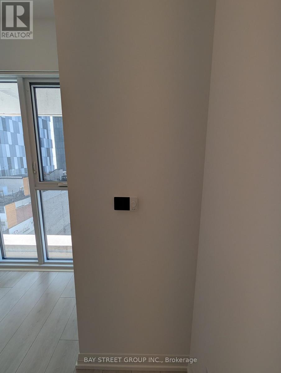 912 - 400 King Street W, Toronto, Ontario  M5V 1K2 - Photo 12 - C13569698