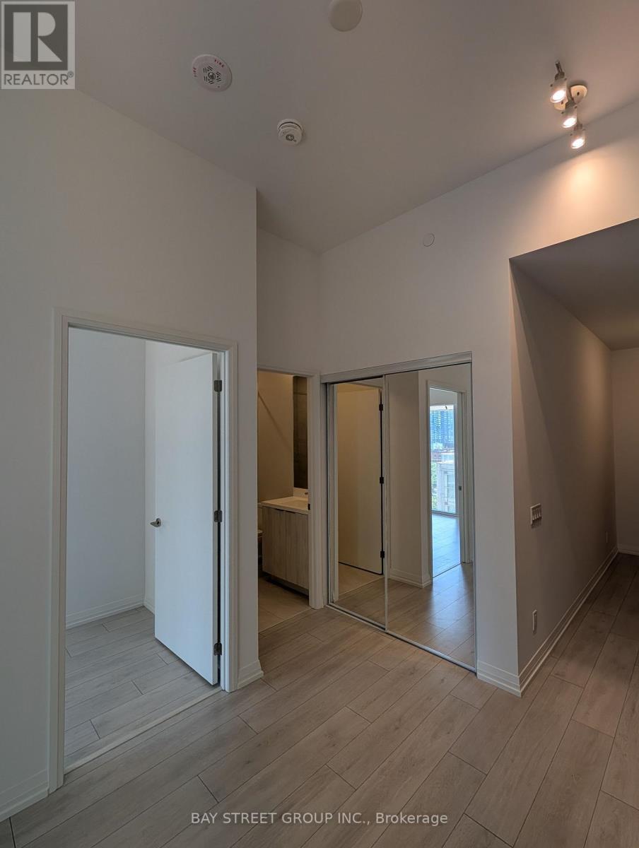 912 - 400 King Street W, Toronto, Ontario  M5V 1K2 - Photo 8 - C13569698