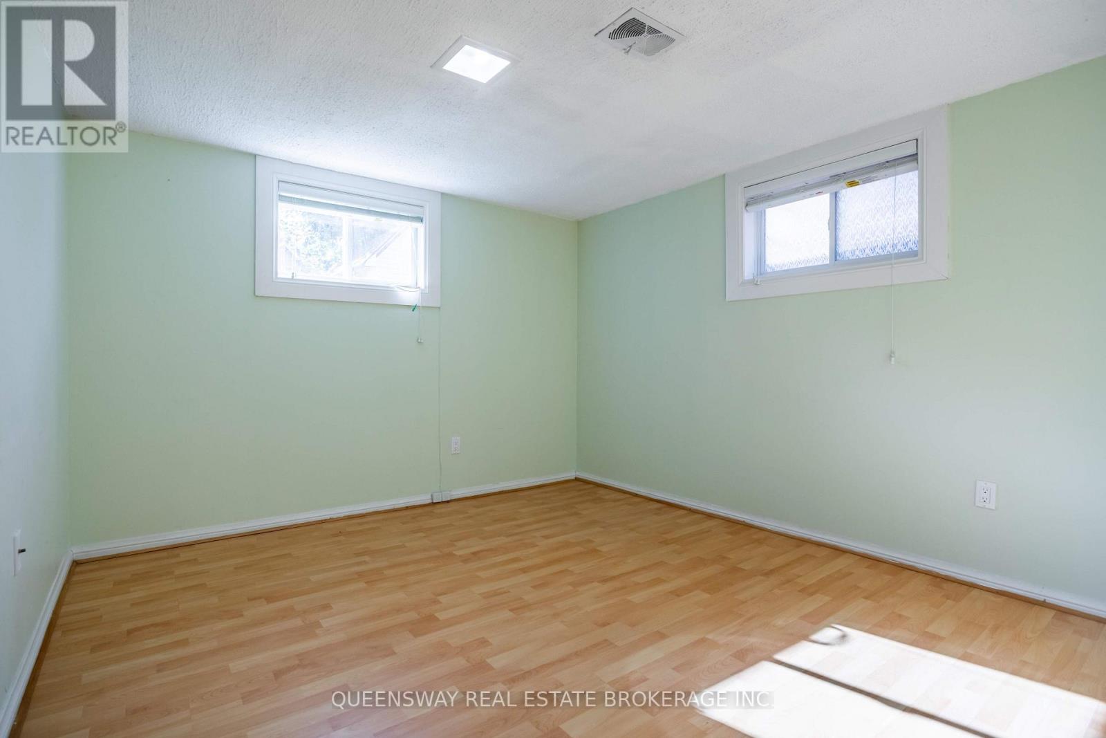 1222 Kipling Avenue, Toronto, Ontario  M9B 3N1 - Photo 13 - W13569682