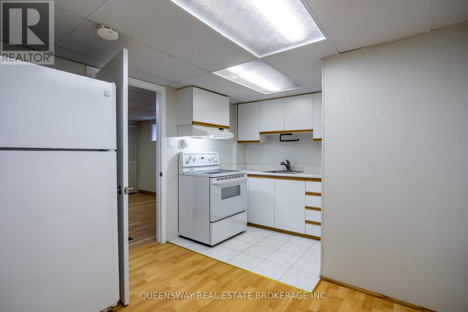 1222 Kipling Avenue, Toronto, Ontario  M9B 3N1 - Photo 22 - W13569682