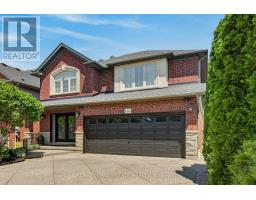 160 WILLS CRESCENT, Hamilton, Ontario