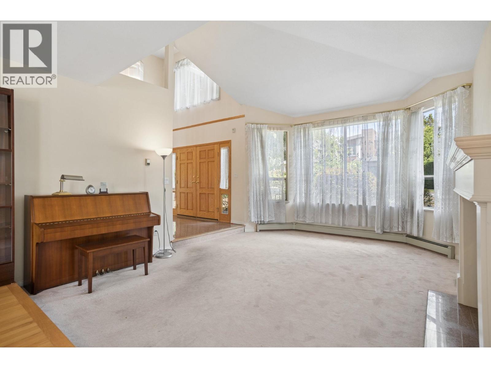 2986 W 37th Avenue, Vancouver, British Columbia  V6N 2T9 - Photo 2 - R3146932