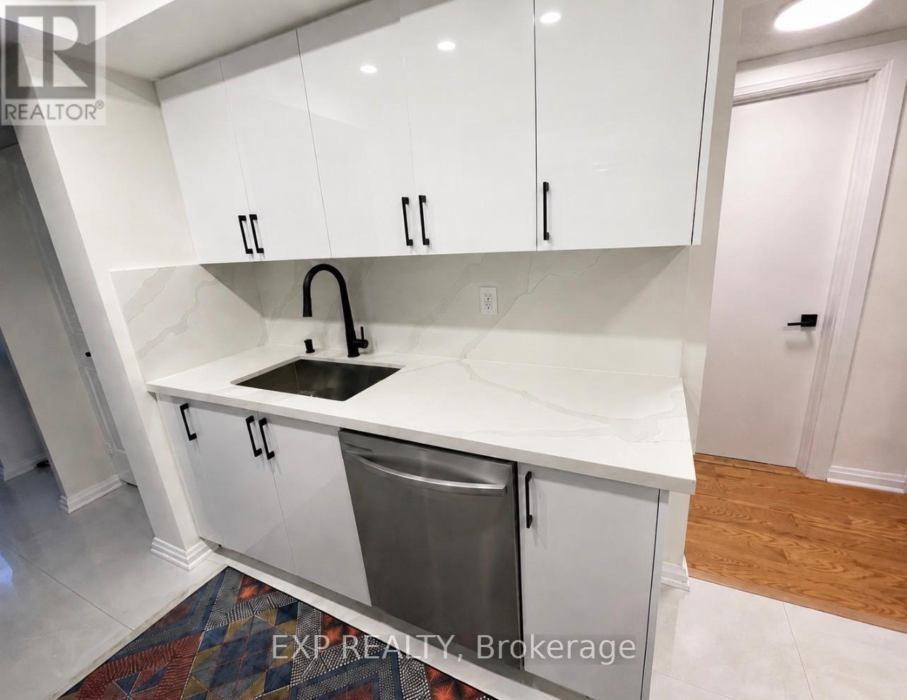 1904 - 3131 Bridletowne Circle, Toronto, Ontario  M1W 2S9 - Photo 3 - E13569750