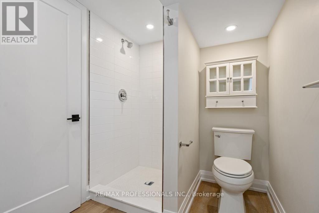 Lower - 1327 Royal Drive, Burlington, Ontario L7P 2G7 - Photo 11 - W13569746