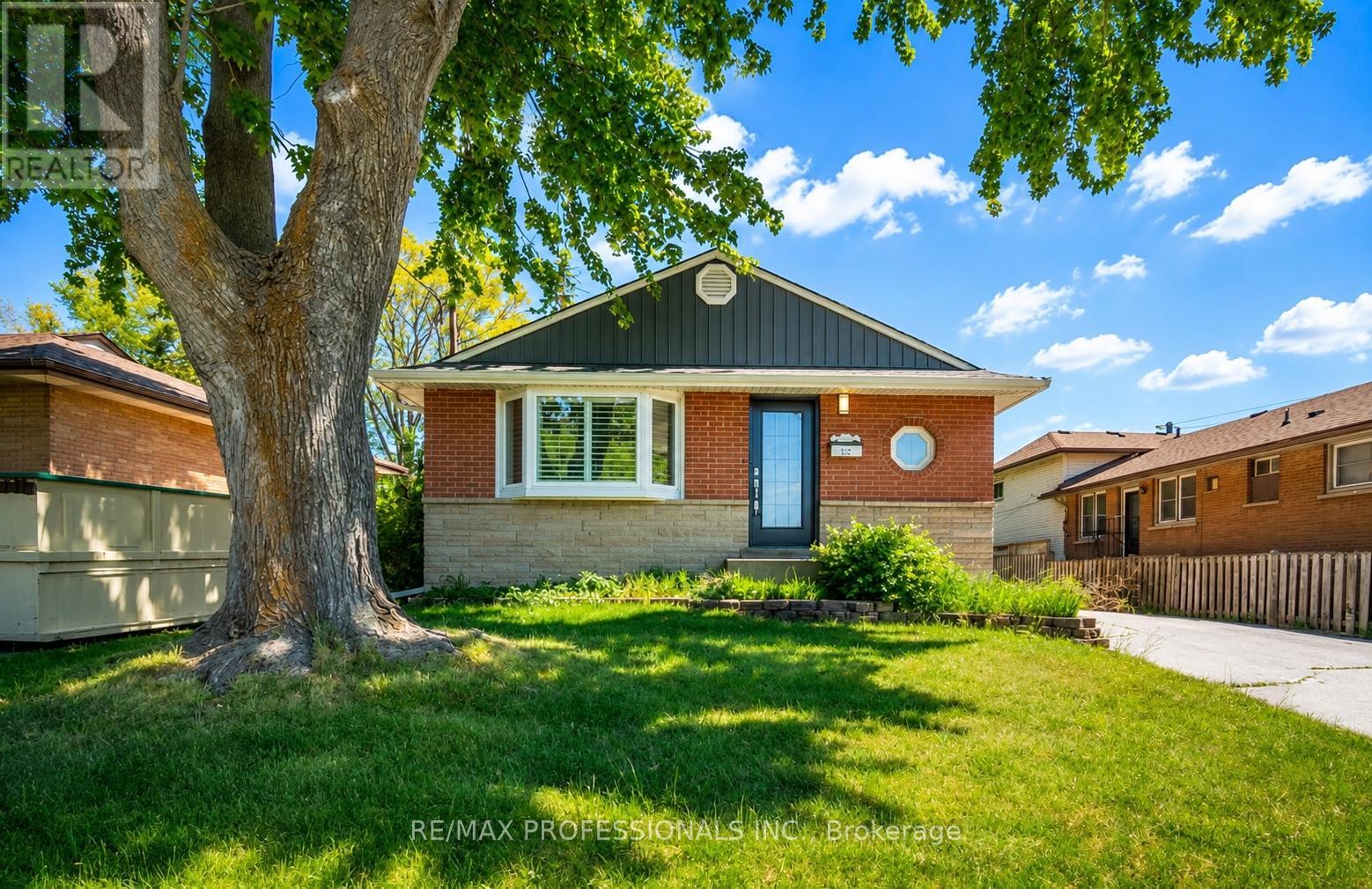 Lower - 1327 Royal Drive, Burlington, Ontario L7P 2G7 - Photo 14 - W13569746