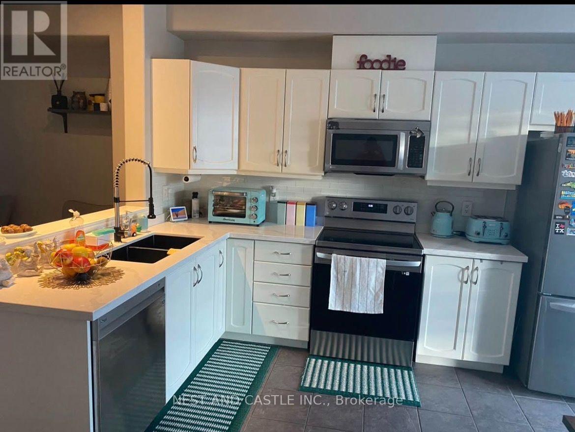 26 Hemlock Way, Grimsby, Ontario L3M 0A7 - Photo 2 - X13569748