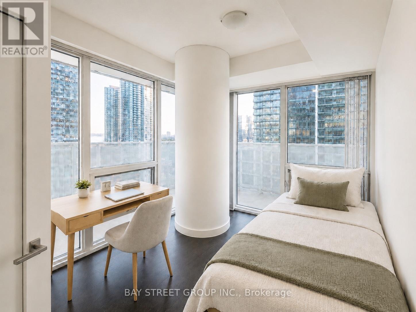 1210 - 100 Harbour Street, Toronto, Ontario  M5J 0B5 - Photo 12 - C13569784