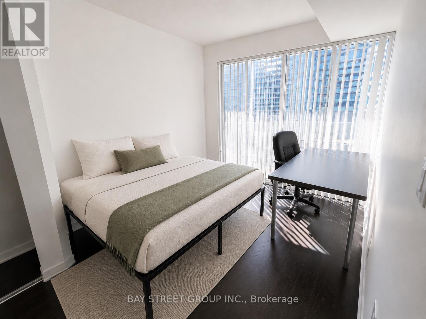 1210 - 100 Harbour Street, Toronto, Ontario  M5J 0B5 - Photo 14 - C13569784