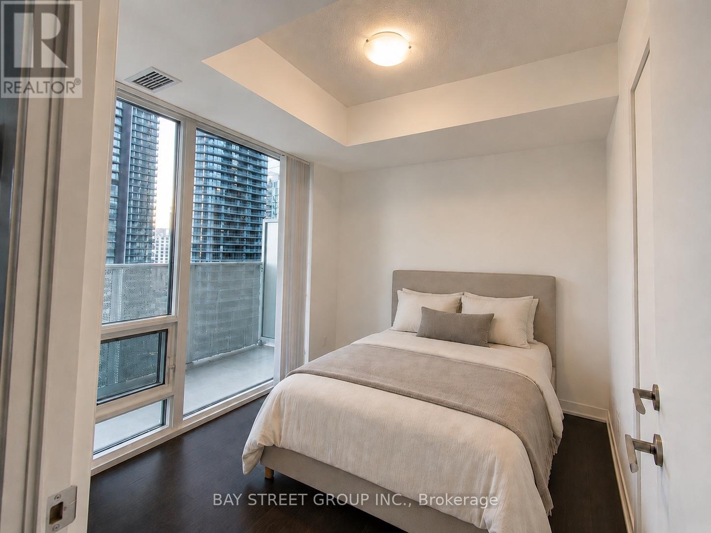 1210 - 100 Harbour Street, Toronto, Ontario  M5J 0B5 - Photo 16 - C13569784