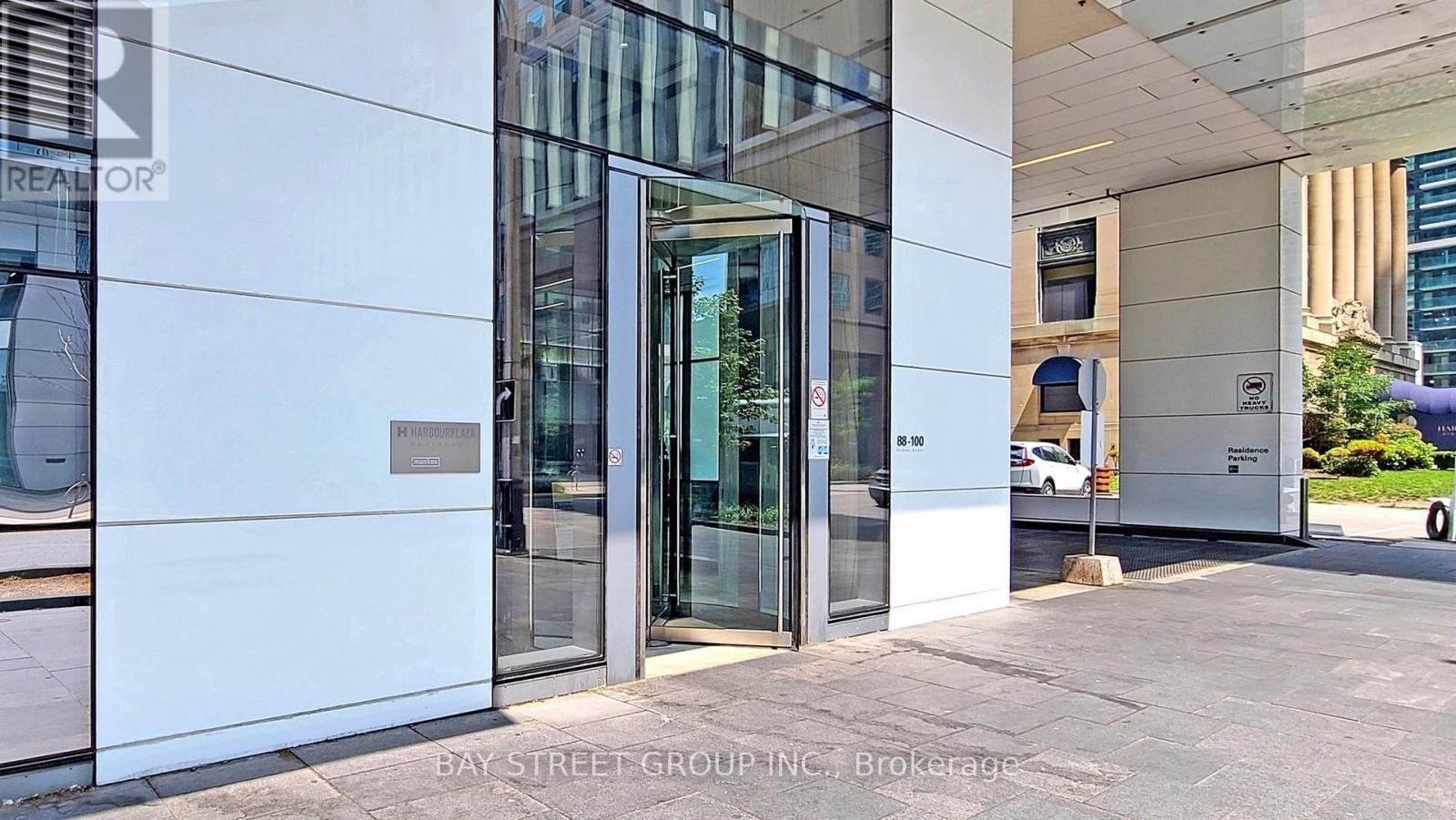 1210 - 100 Harbour Street, Toronto, Ontario  M5J 0B5 - Photo 2 - C13569784