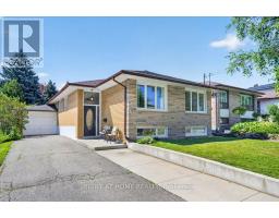 90 RENAULT CRESCENT, Toronto, Ontario