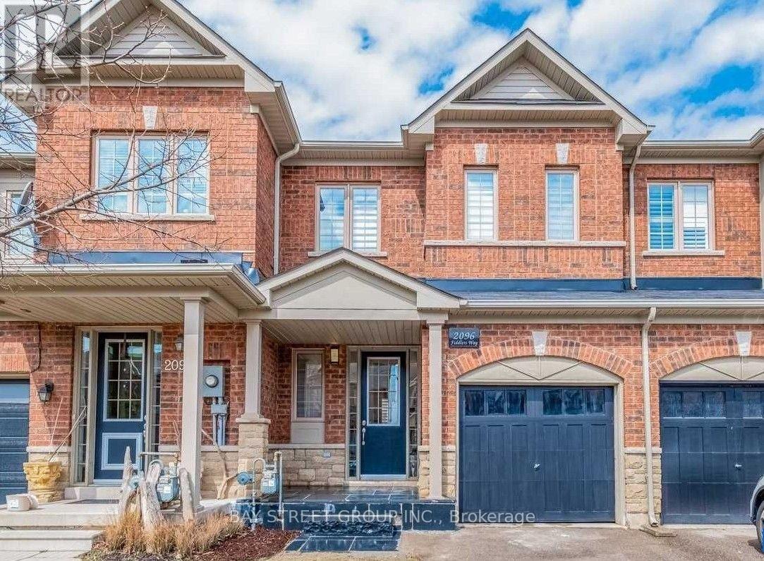 2096 FIDDLERS WAY, Oakville, Ontario