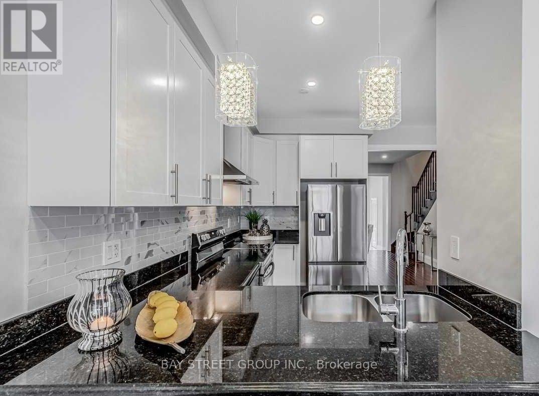 2096 Fiddlers Way, Oakville, Ontario  L6M 0M5 - Photo 11 - W13569786
