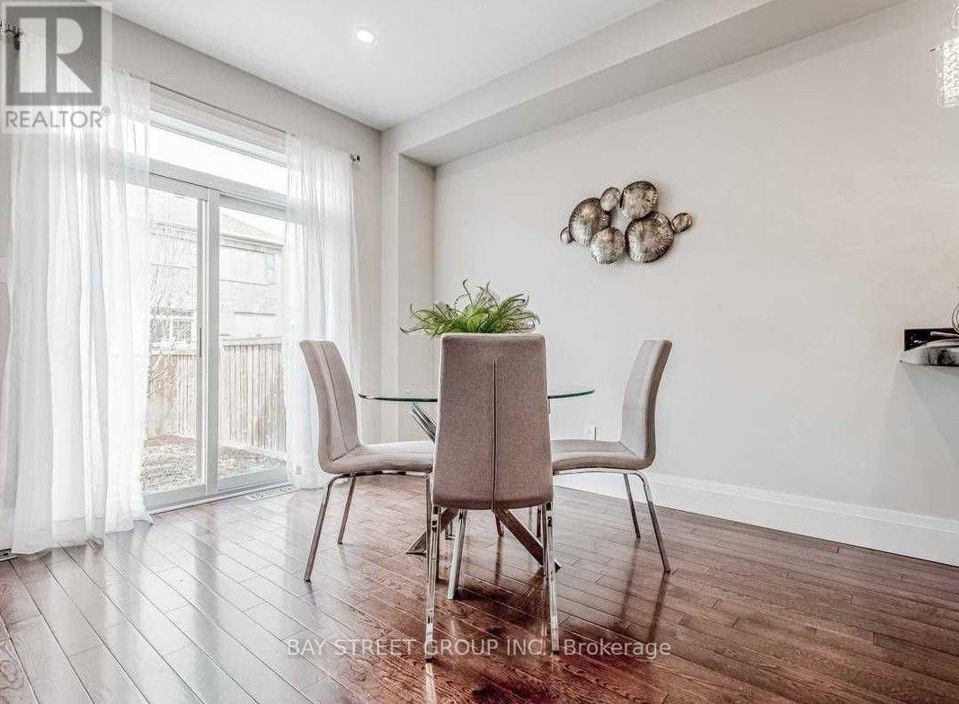 2096 Fiddlers Way, Oakville, Ontario  L6M 0M5 - Photo 12 - W13569786