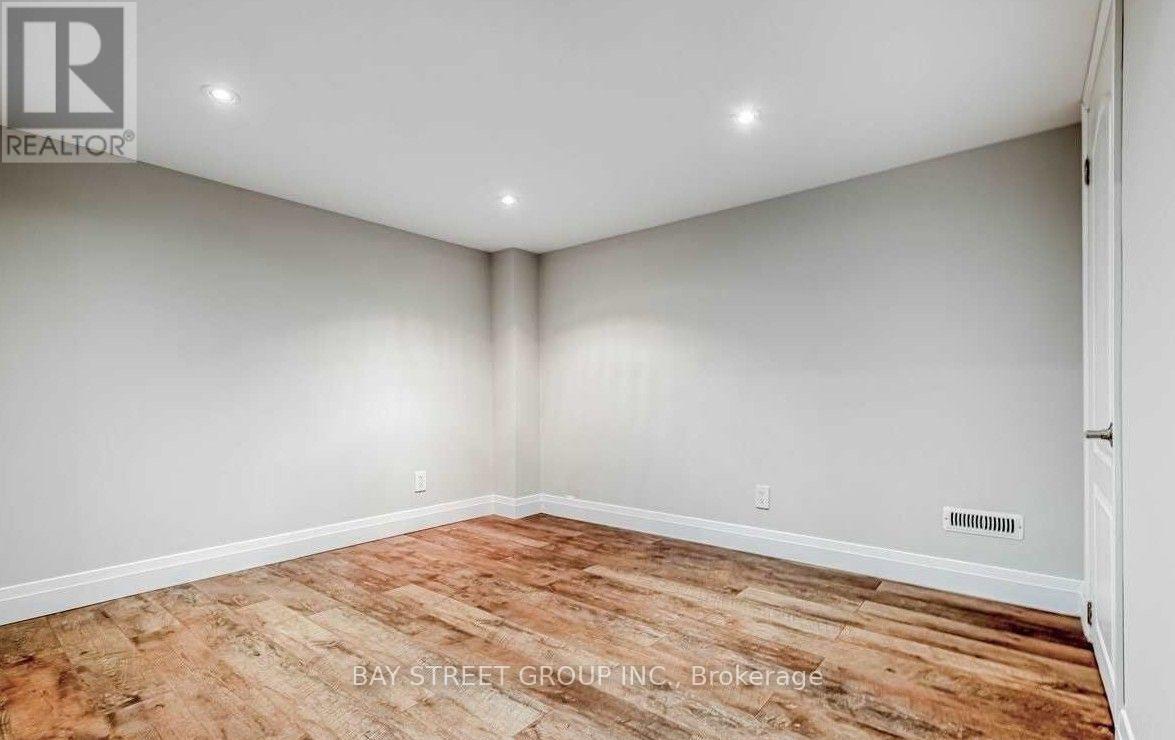 2096 Fiddlers Way, Oakville, Ontario  L6M 0M5 - Photo 18 - W13569786