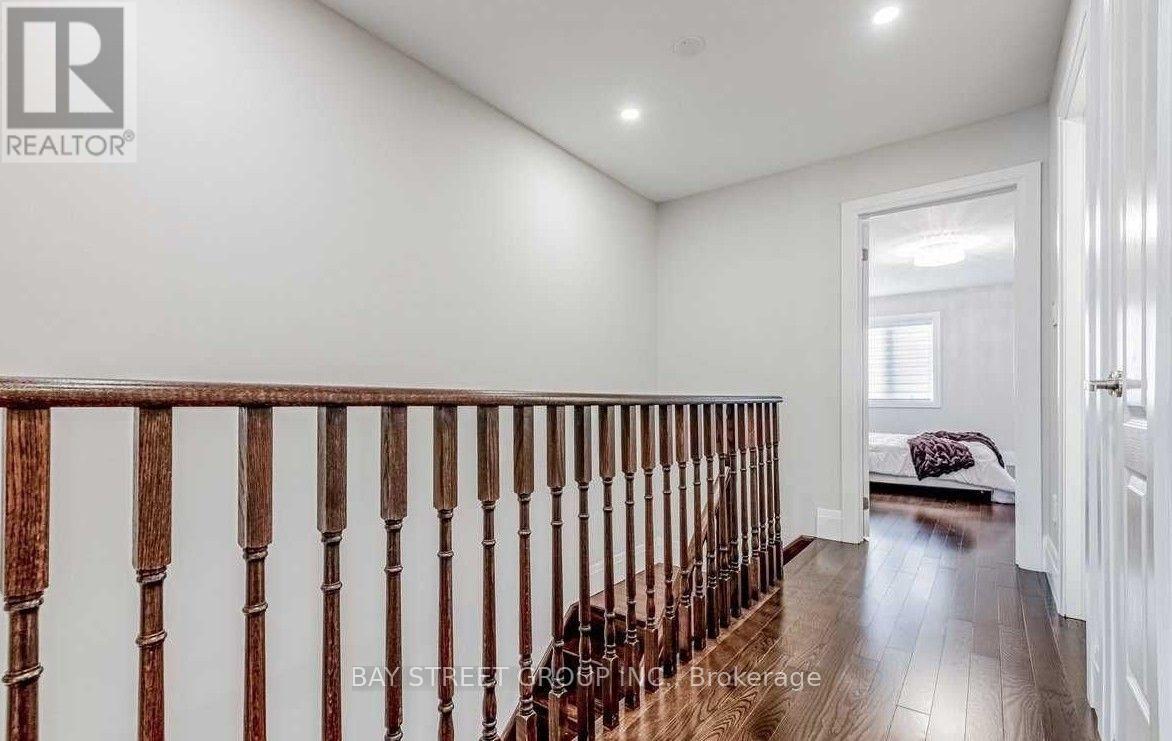 2096 Fiddlers Way, Oakville, Ontario  L6M 0M5 - Photo 20 - W13569786