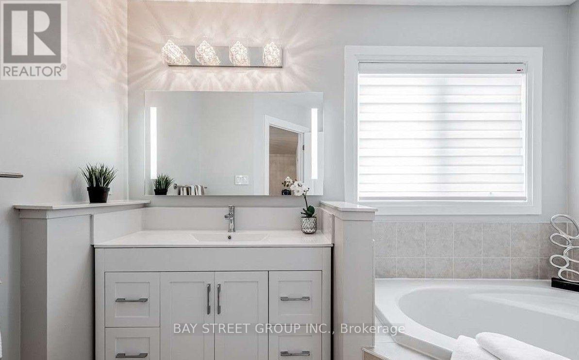2096 Fiddlers Way, Oakville, Ontario  L6M 0M5 - Photo 23 - W13569786
