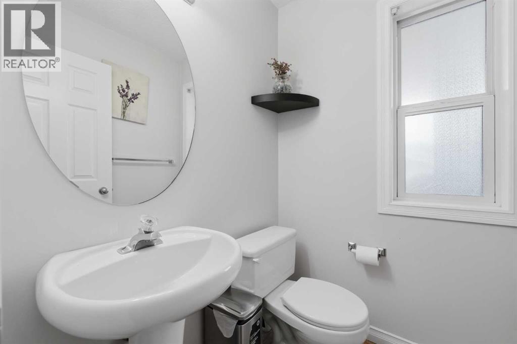 269 Tarington Close NE, Calgary, Alberta  T3J 3Z2 - Photo 9 - A2325779