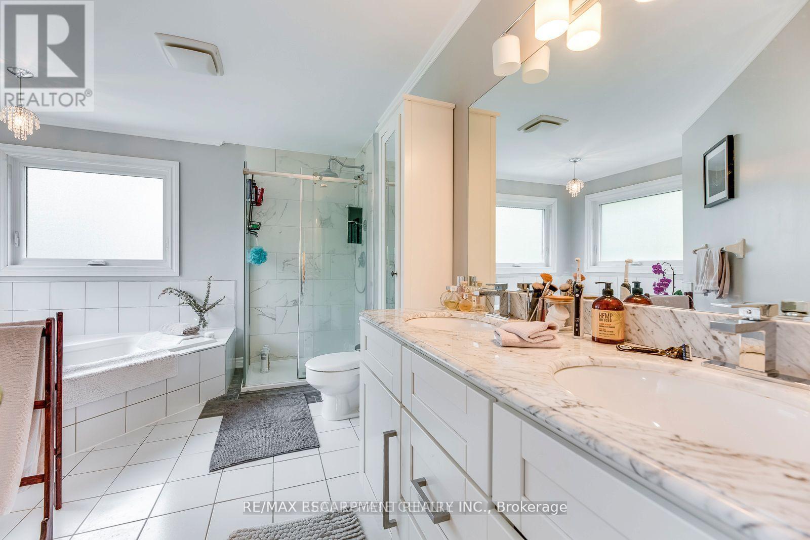 1239 White Lane, Oakville, Ontario  L6M 2T7 - Photo 23 - W13569804